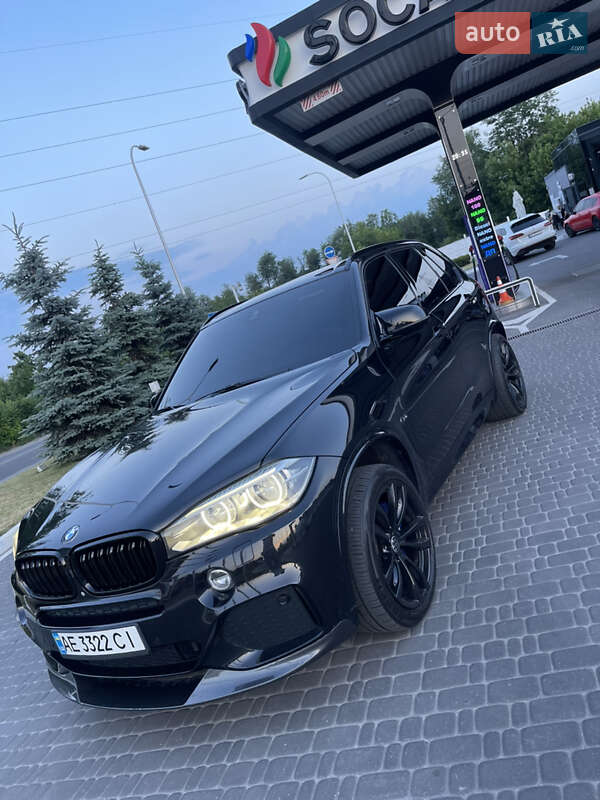 Внедорожник / Кроссовер BMW X5 2014 в Днепре