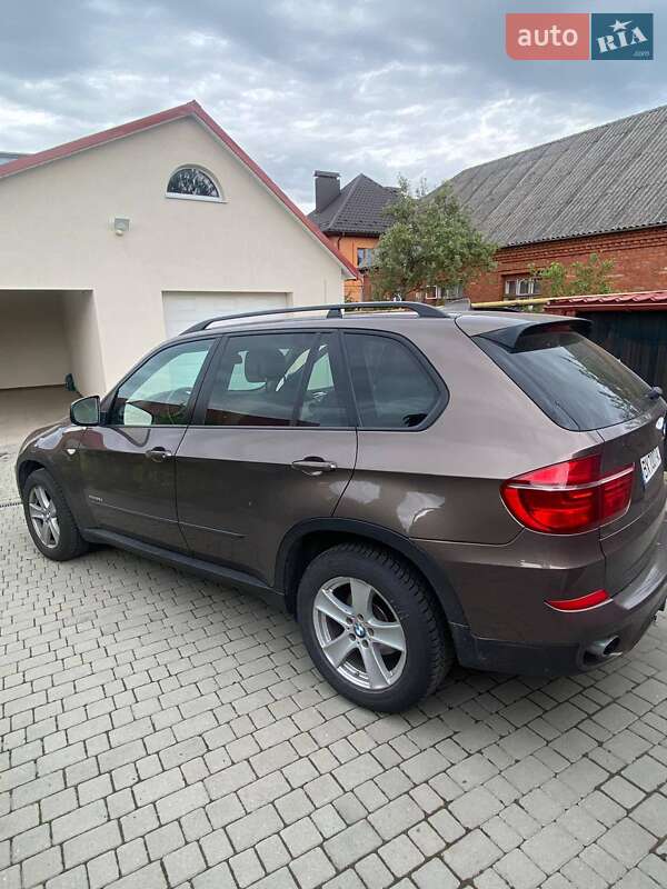 Внедорожник / Кроссовер BMW X5 2012 в Хмельницком