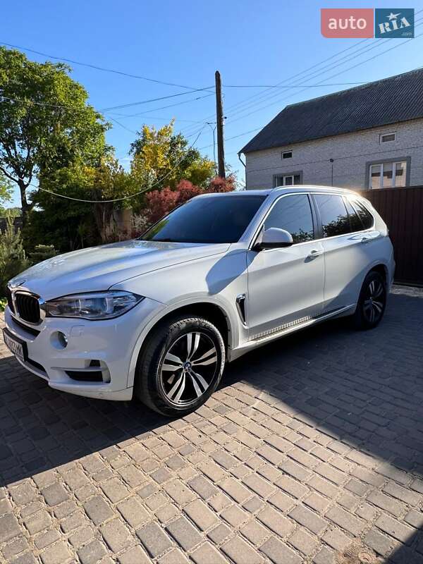 Позашляховик / Кросовер BMW X5 2014 в Львові