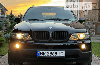 Внедорожник / Кроссовер BMW X5 2004 в Вараше