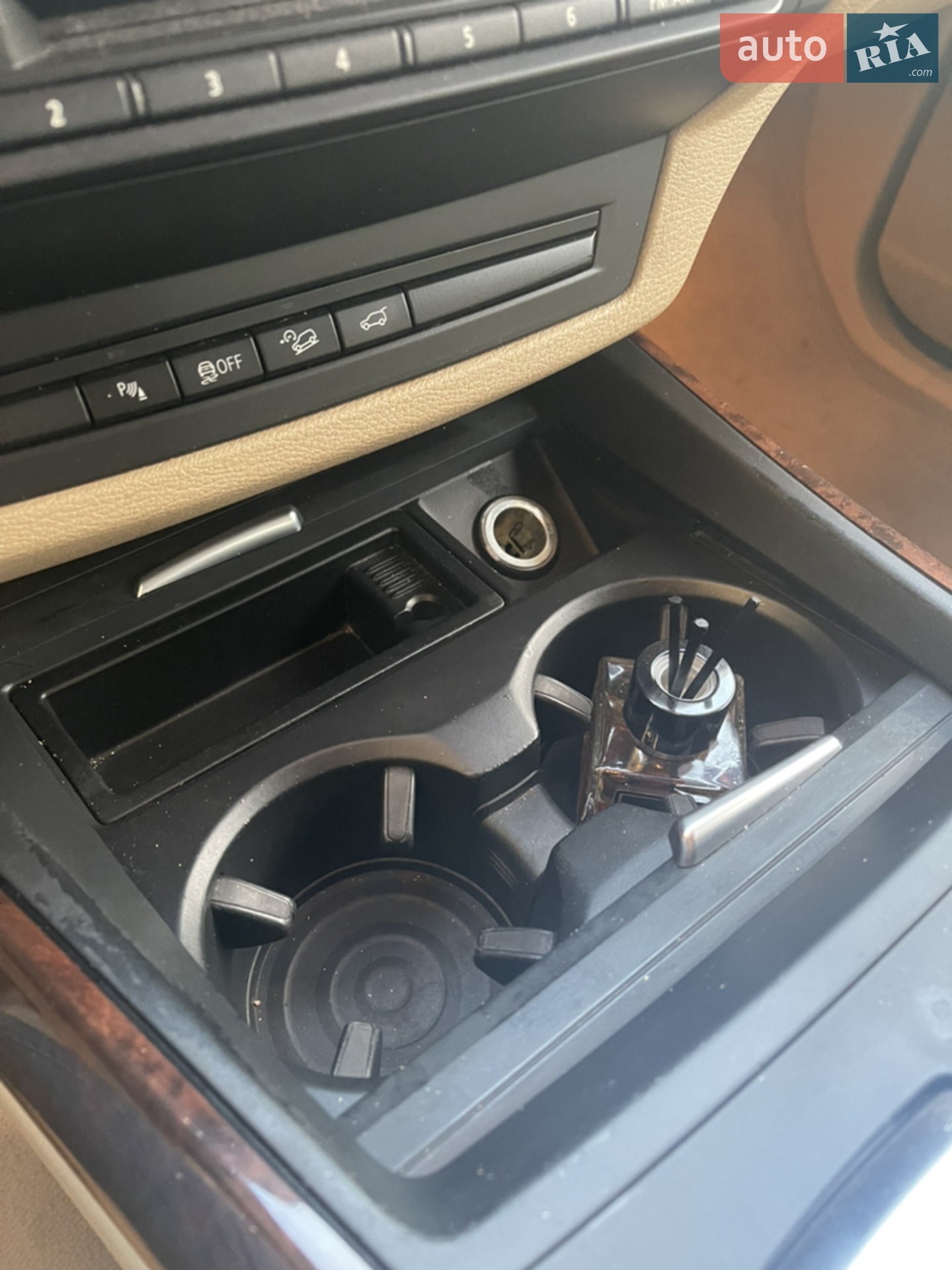 2011 BMW X5 - мініатюра 17
