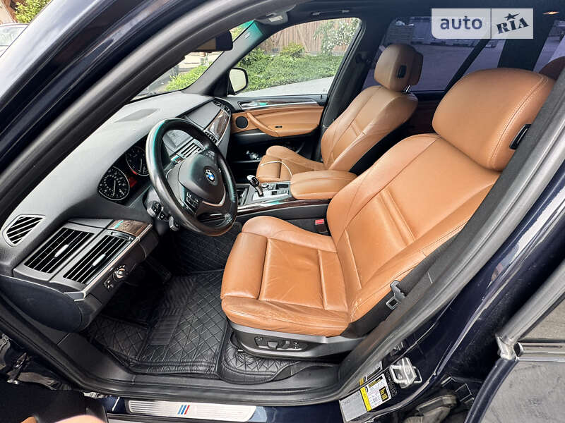 Позашляховик / Кросовер BMW X5 2009 в Рівному