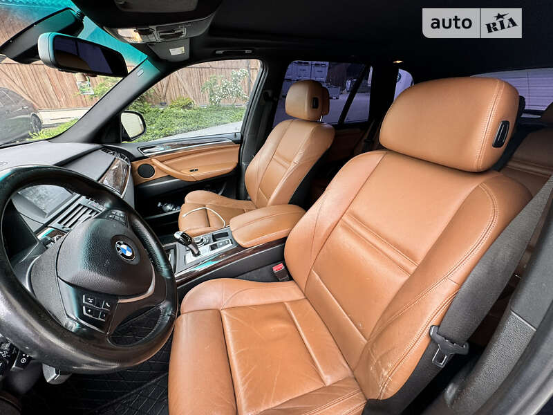 Позашляховик / Кросовер BMW X5 2009 в Рівному