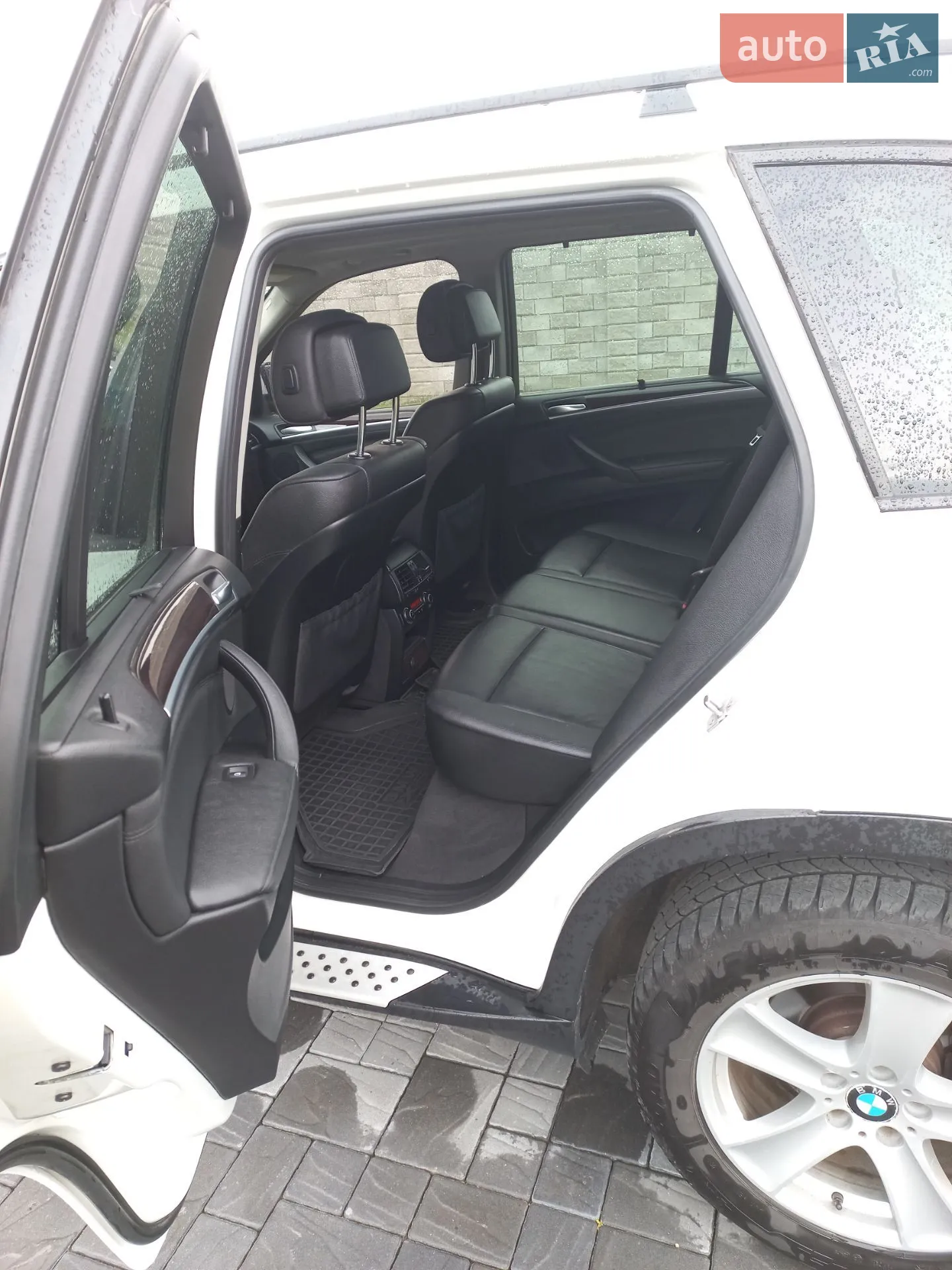 2010 BMW X5 - мініатюра 20