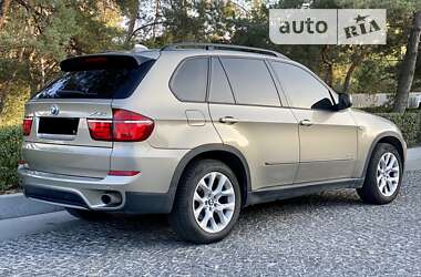 Позашляховик / Кросовер BMW X5 2011 в Дніпрі