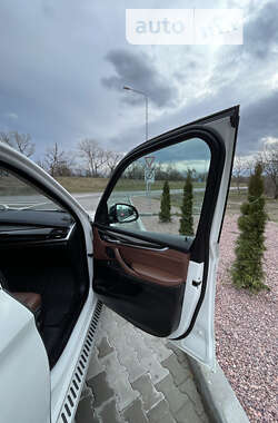 Позашляховик / Кросовер BMW X5 2013 в Стрию