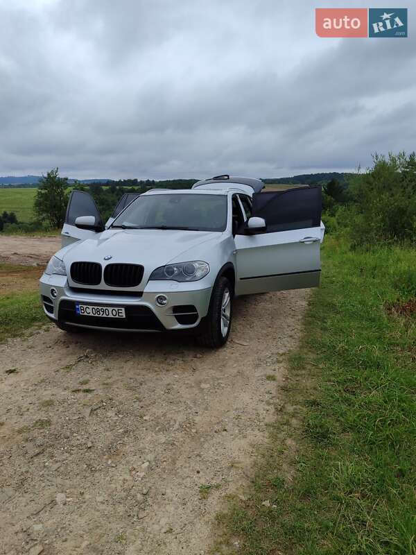 Внедорожник / Кроссовер BMW X5 2010 в Самборе