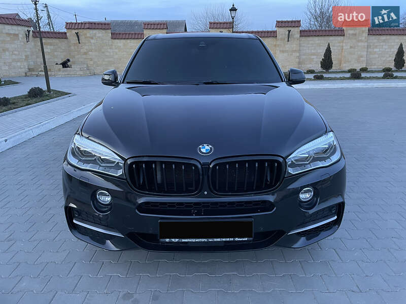 Внедорожник / Кроссовер BMW X5 2015 в Измаиле