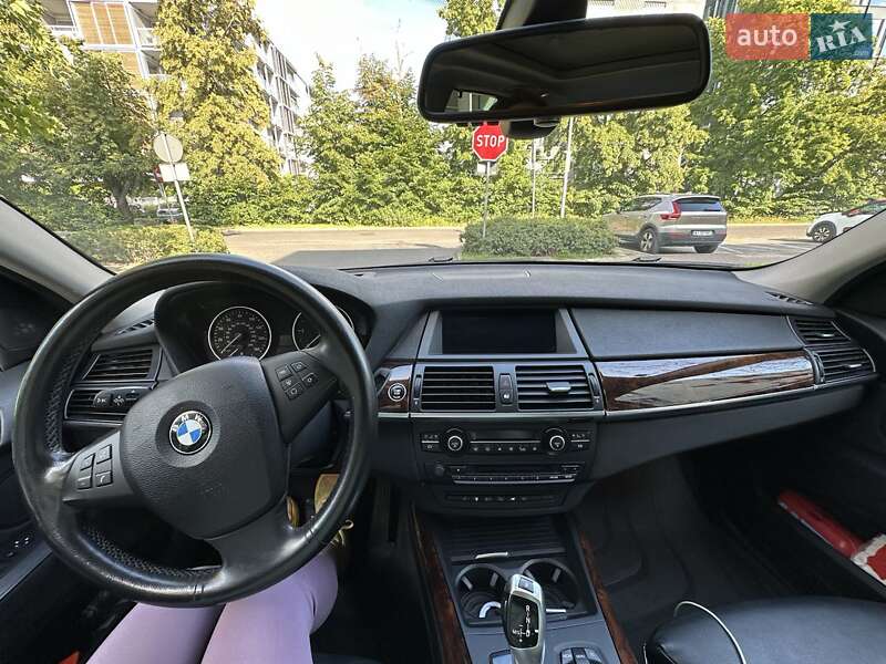 Позашляховик / Кросовер BMW X5 2013 в Києві