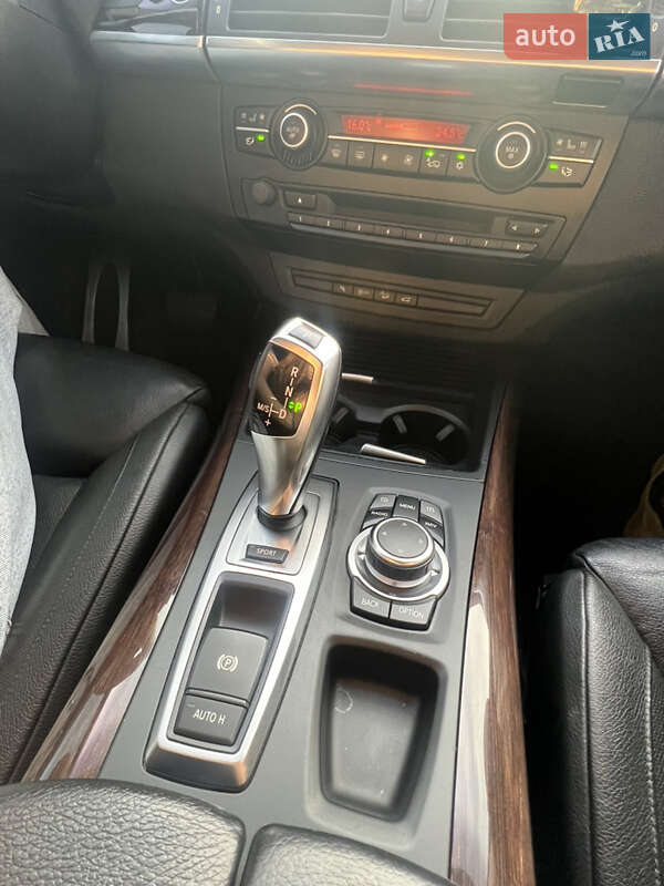 Позашляховик / Кросовер BMW X5 2010 в Звягелі фото 15 Позашляховик / Кросовер BMW X5 2010 в Звягелі