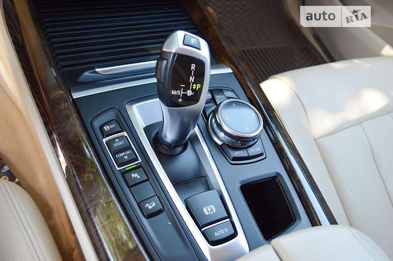 Позашляховик / Кросовер BMW X5 2014 в Одесі