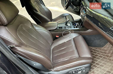 Позашляховик / Кросовер BMW X5 2014 в 
