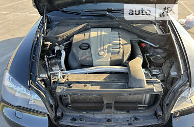 Внедорожник / Кроссовер BMW X5 2012 в 