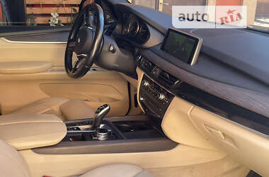 Позашляховик / Кросовер BMW X5 2013 в 
