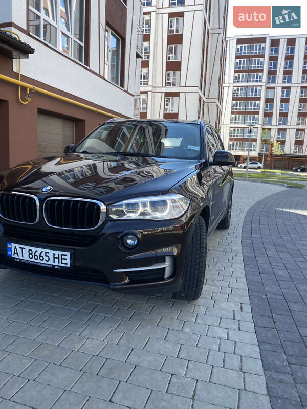 Позашляховик / Кросовер BMW X5 2014 в Івано-Франківську