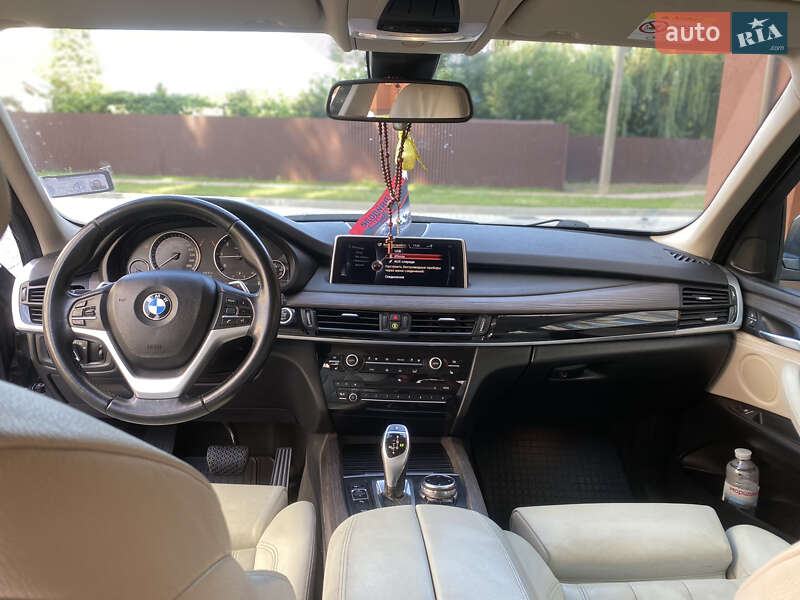 Позашляховик / Кросовер BMW X5 2014 в Івано-Франківську