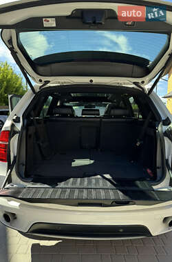 Внедорожник / Кроссовер BMW X5 2013 в 