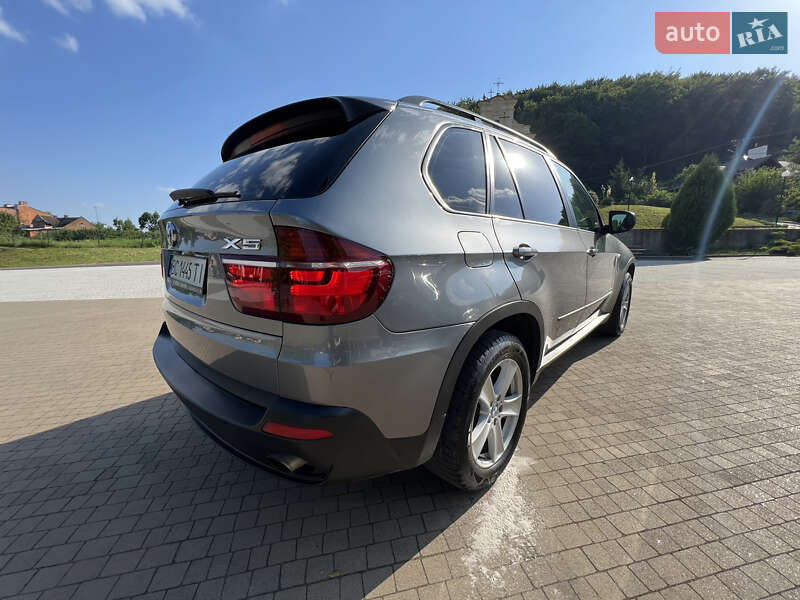 Позашляховик / Кросовер BMW X5 2010 в Львові