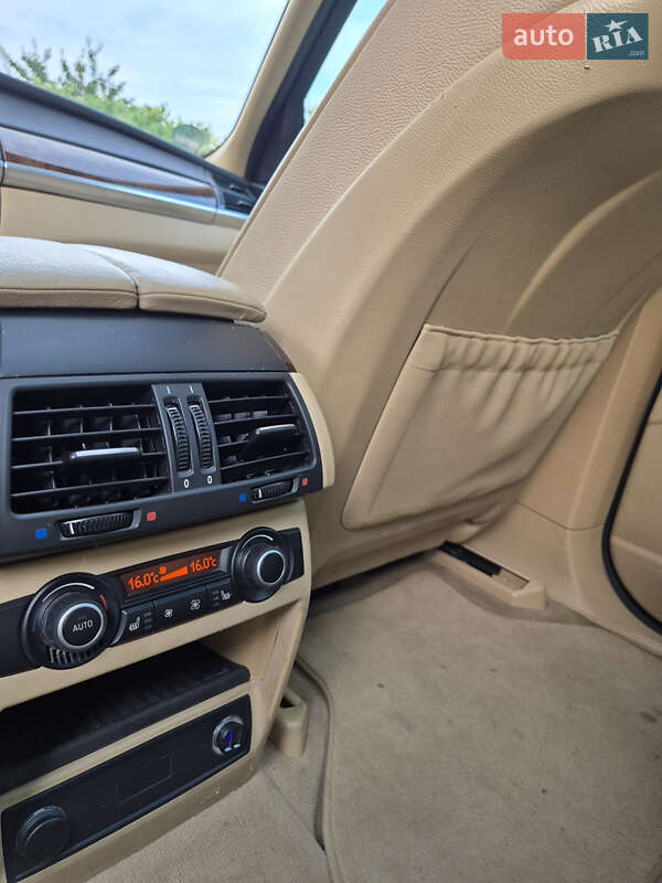 Позашляховик / Кросовер BMW X5 2012 в Одесі