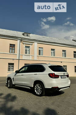 Внедорожник / Кроссовер BMW X5 2014 в 