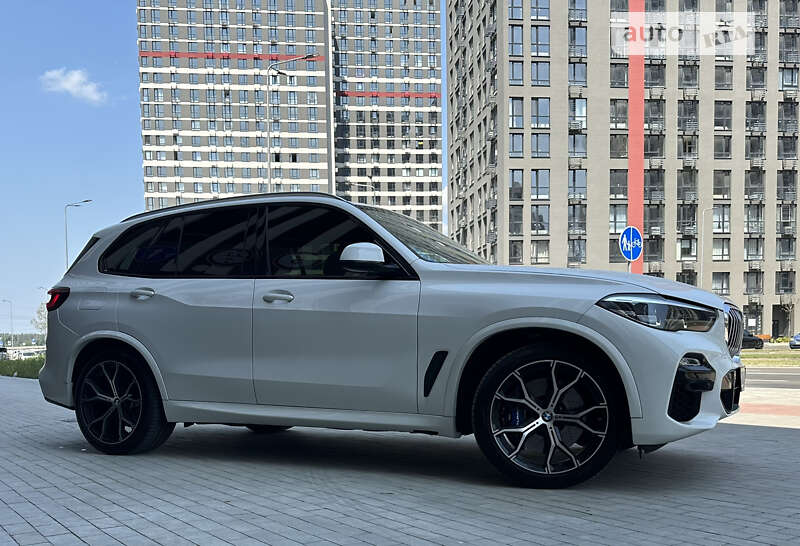Внедорожник / Кроссовер BMW X5 2020 в Киеве