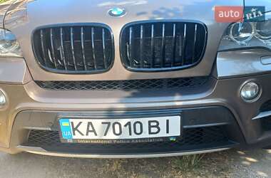 Внедорожник / Кроссовер BMW X5 2011 в 
