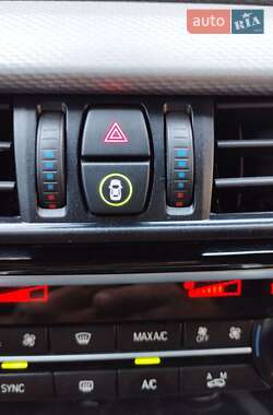 Внедорожник / Кроссовер BMW X5 2013 в 