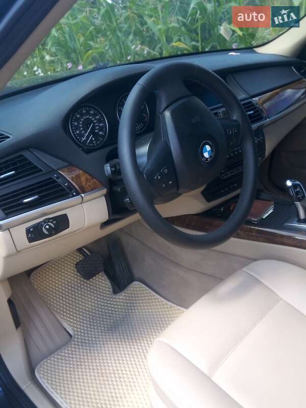Внедорожник / Кроссовер BMW X5 2011 в Тернополе
