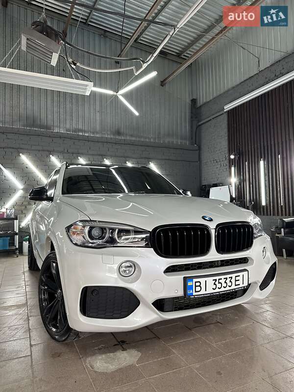 Позашляховик / Кросовер BMW X5 2015 в Полтаві