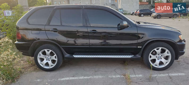 Позашляховик / Кросовер BMW X5 2003 в Харкові