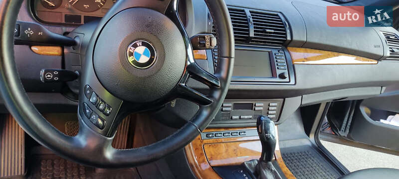 Позашляховик / Кросовер BMW X5 2003 в Харкові