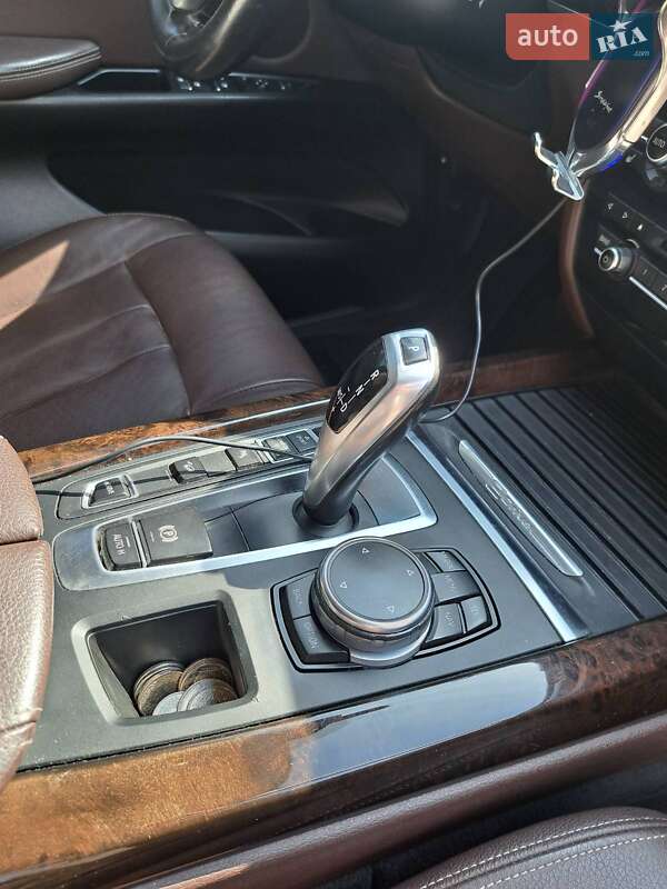 Позашляховик / Кросовер BMW X5 2015 в Кам'янському