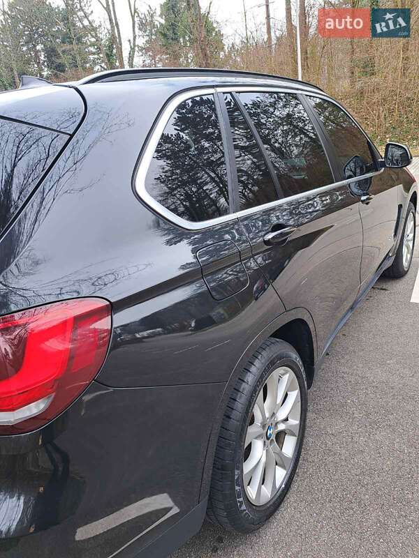 Позашляховик / Кросовер BMW X5 2015 в Кам'янському