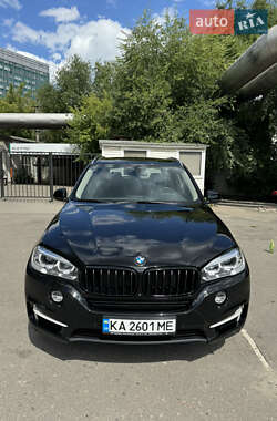 Внедорожник / Кроссовер BMW X5 2015 в 