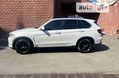 Внедорожник / Кроссовер BMW X5 2015 в Киеве