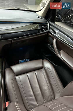 Позашляховик / Кросовер BMW X5 2014 в 