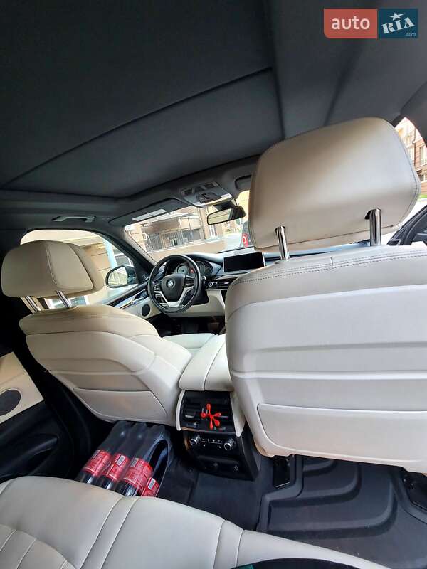 Внедорожник / Кроссовер BMW X5 2017 в Киеве