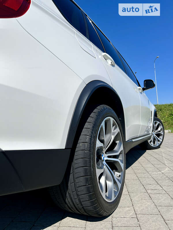 Внедорожник / Кроссовер BMW X5 2014 в Стрые