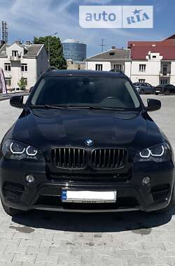 Позашляховик / Кросовер BMW X5 2013 в Львові