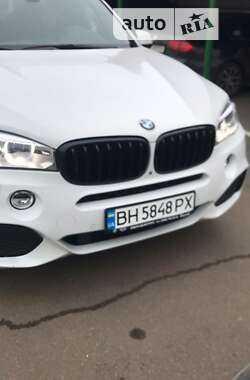 Внедорожник / Кроссовер BMW X5 2014 в Херсоне