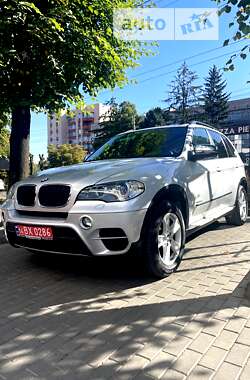 Позашляховик / Кросовер BMW X5 2012 в Чернівцях