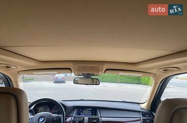 Внедорожник / Кроссовер BMW X5 2010 в 