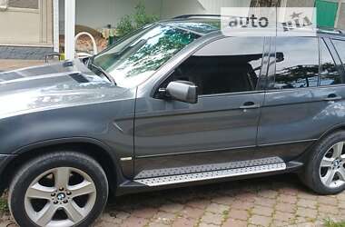 Внедорожник / Кроссовер BMW X5 2003 в Черновцах