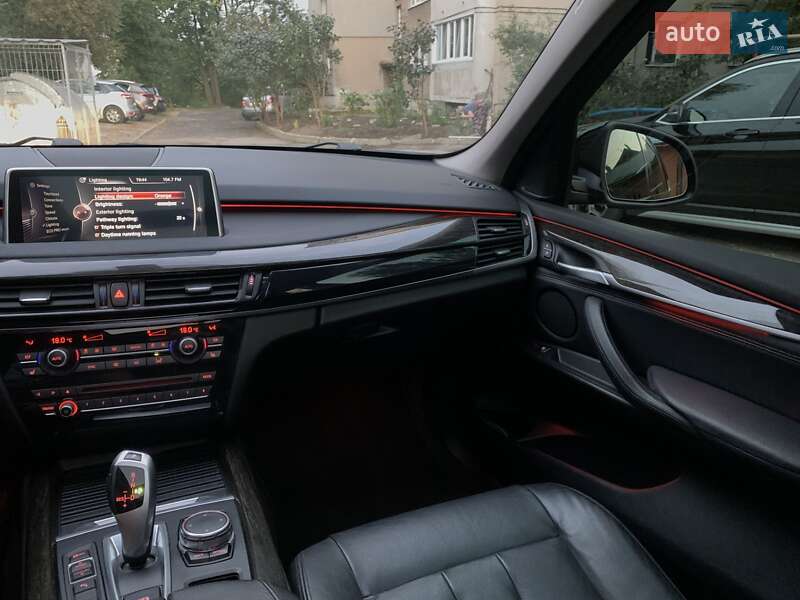 Внедорожник / Кроссовер BMW X5 2014 в Львове