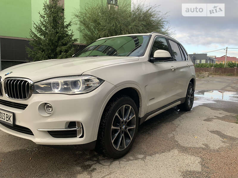 Внедорожник / Кроссовер BMW X5 2017 в 