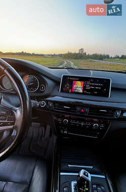 Внедорожник / Кроссовер BMW X5 2015 в 