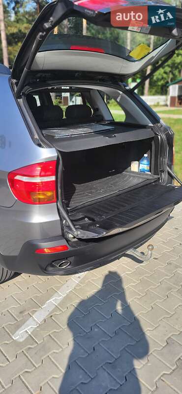 Внедорожник / Кроссовер BMW X5 2009 в Коростене