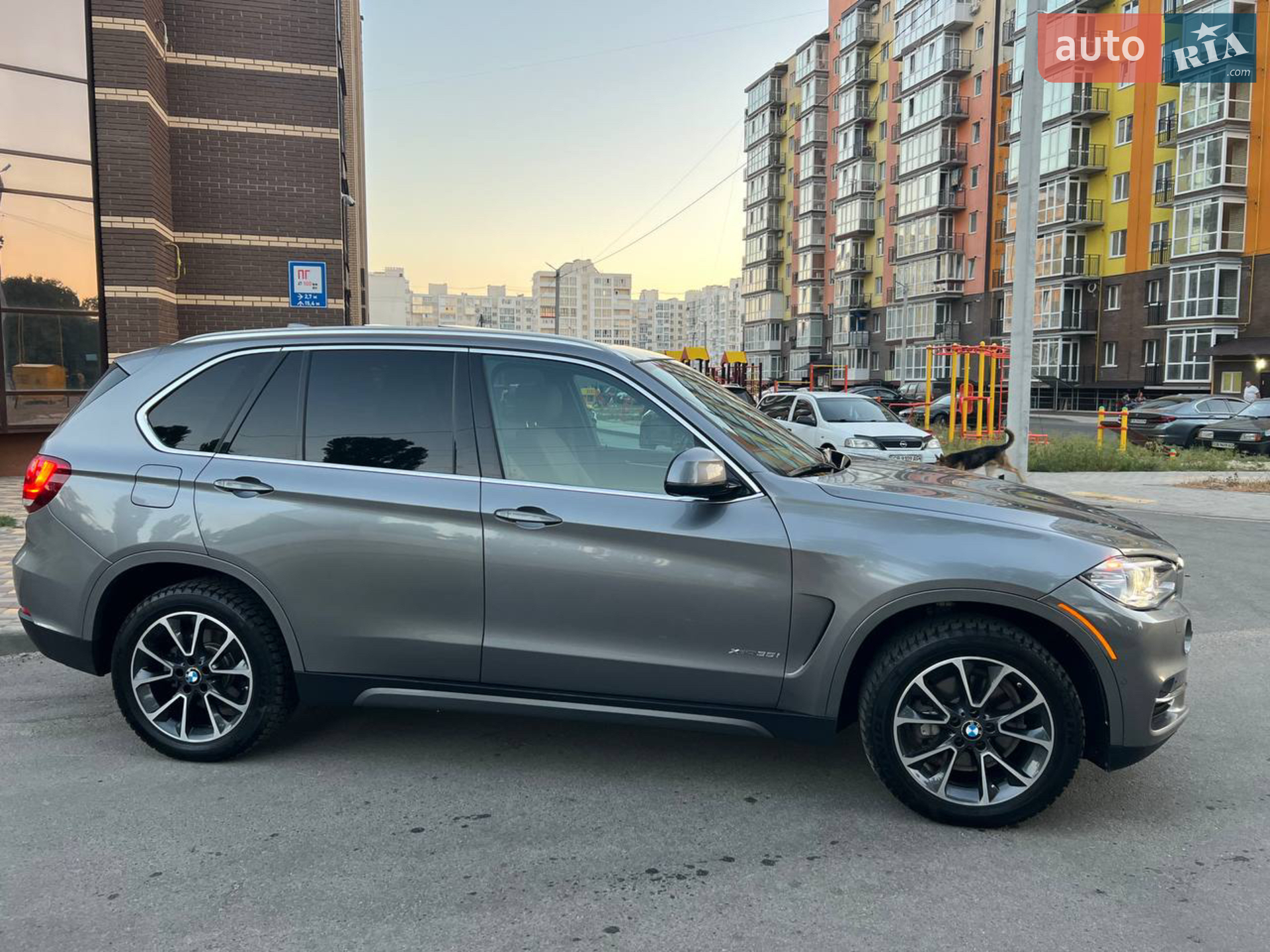 2016 BMW X5 - мініатюра 2