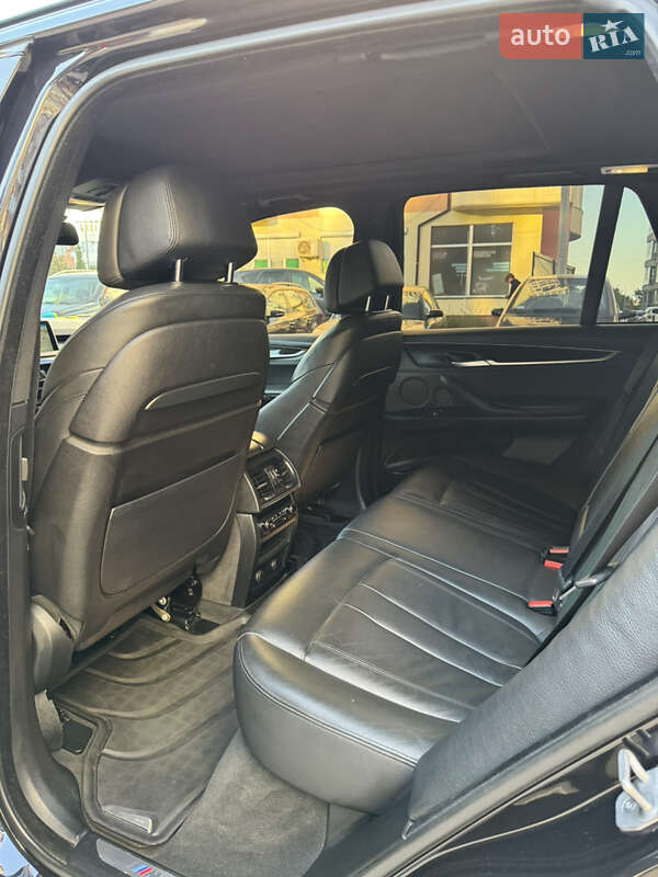 Внедорожник / Кроссовер BMW X5 2015 в Черновцах