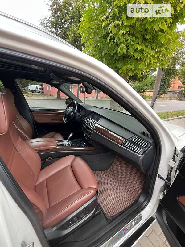 Внедорожник / Кроссовер BMW X5 2013 в Могилев-Подольске фото 9 Внедорожник / Кроссовер BMW X5 2013 в Могилев-Подольске